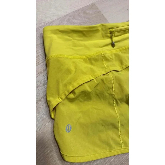 Lululemon Speed Up Casual Shorts Womens Yellow Zipper Front Pockets Size 6 - Picture 3 of 5